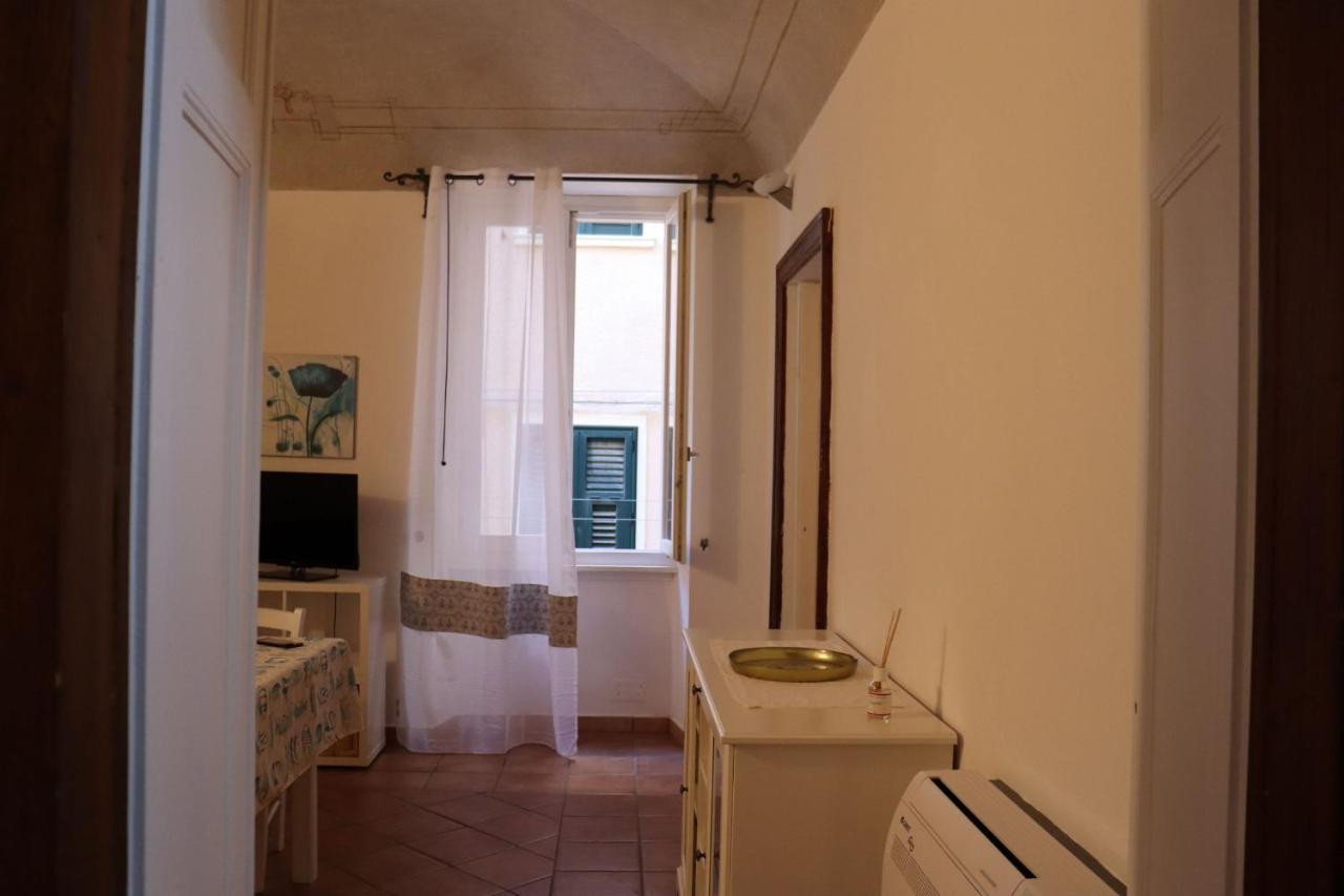 Carlo Alberto Apartment, Alghero Old Town, Near The Beach Екстериор снимка