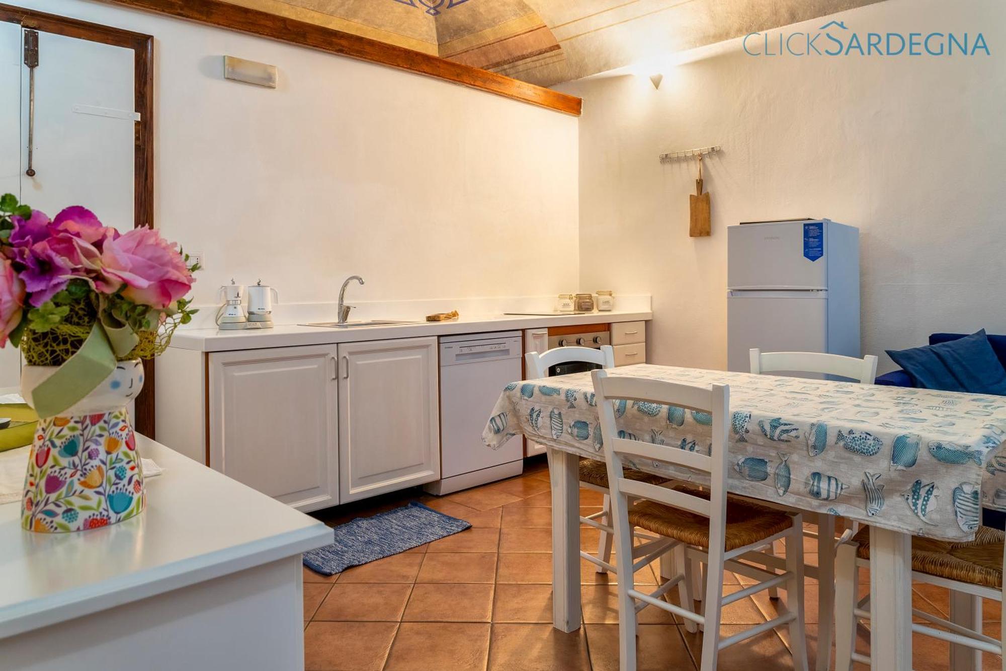 Carlo Alberto Apartment, Alghero Old Town, Near The Beach Екстериор снимка